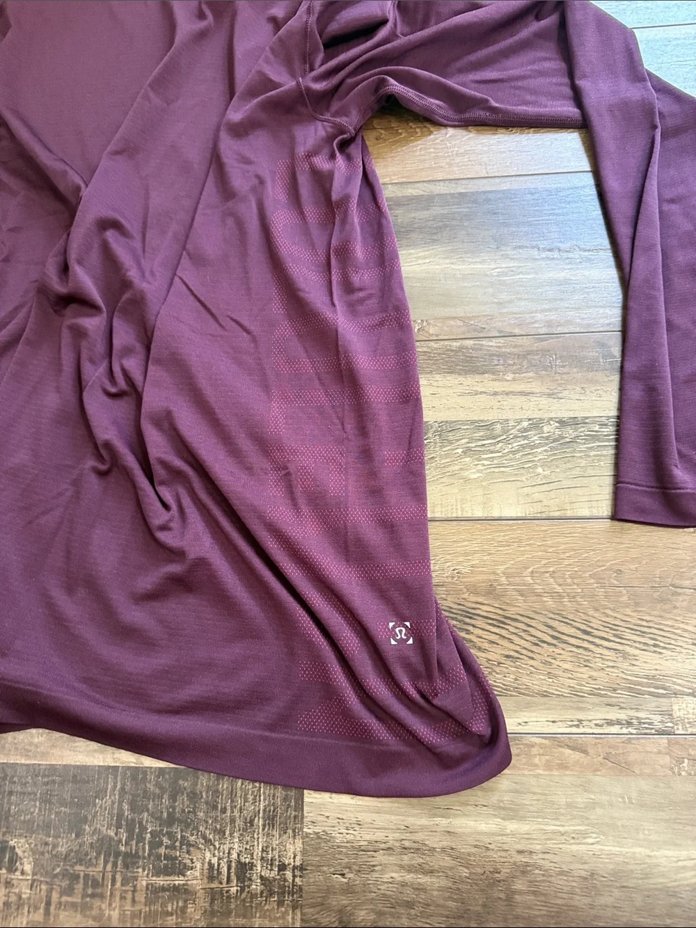 lululemon athletica Men's Long Sleeve Crew in Deep Burgundy
